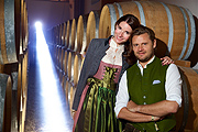 Die frisch Verheirateten: Schauspielerin Sophie Wepper und Unternehmer David Meister  (©Foto: People Picture/Jens Hartmann )